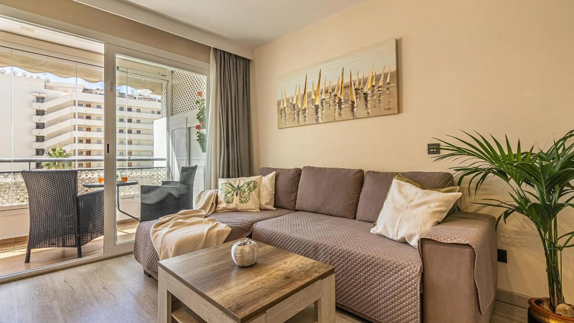 City Center Apartment In Marbella Spain